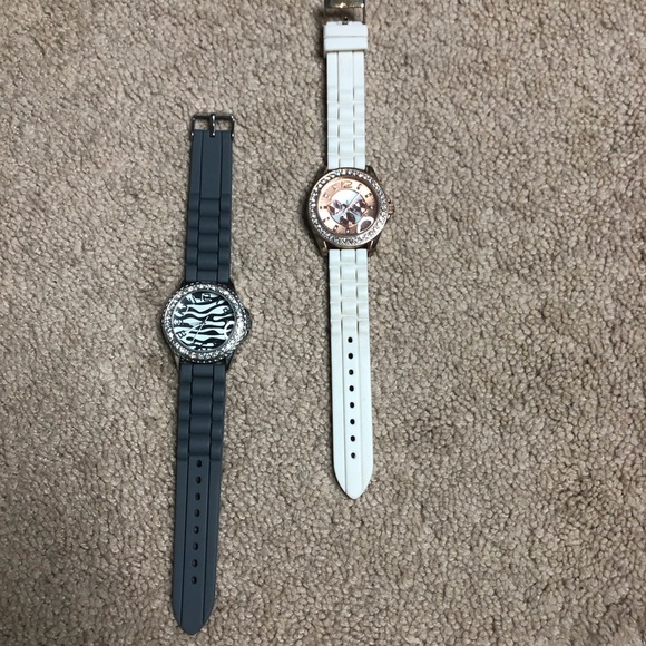 Watch - Picture 4 of 4